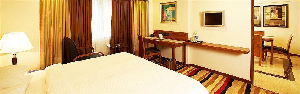 The Residency, Chennai Hotel Kültér fotó